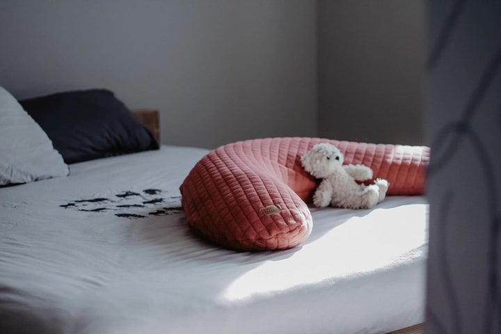 Red Castle - Pernă de maternitate și alăptare, 170 cm Accesorii Hrana si Alaptare Bebe Naty Shop