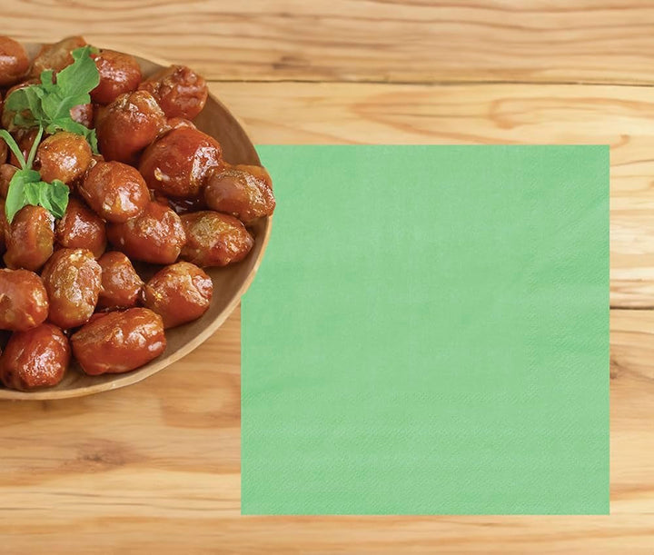 | 20 Șervețele Happy New Year (16X16 Cm) - Decorațiuni de masă pentru petreceri de Revelion - Ideal pentru evenimente și sărbători - Negru și auriu