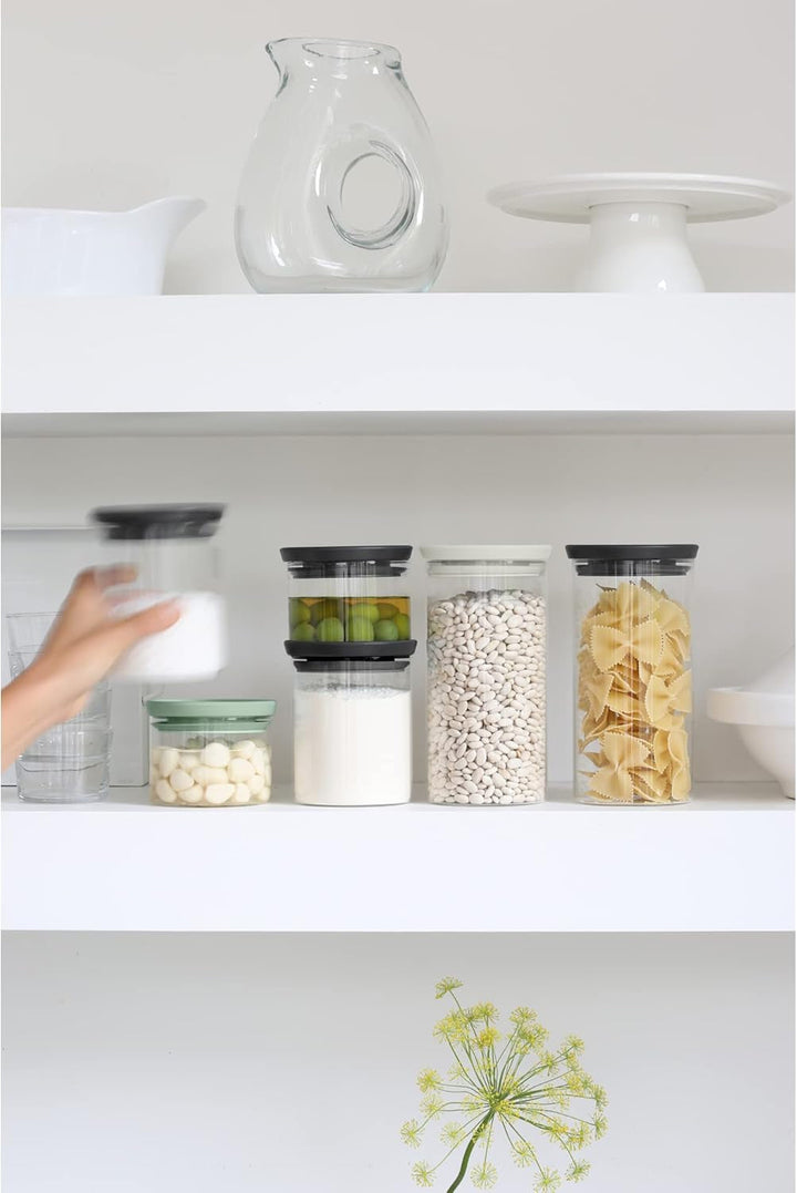 Brabantia - Recipient de sticlă stivuibil cu capac - Set de 3 - Depozitare alimente - Păstrează alimentele proaspete pentru mai mult timp - Sigiliu din silicon - Se spală în mașina de spălat vase - Gri închis/gri deschis/verde jad - 0.3L/0.6L/1.1L Cutii depozitare alimente Naty Shop