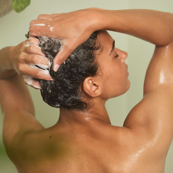 WELEDA Organic Millet Care Shampoo, curatare delicata, 190 ml Duș și baie Naty Shop